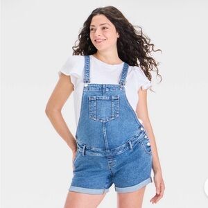 Light Blue Denim Short Maternity Overalls with Front Bib Pocket- Isabel